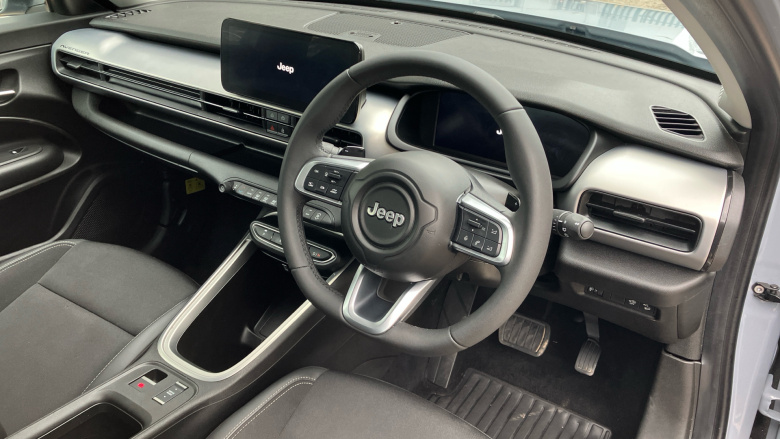 Jeep Avenger 1.2 e-Hybrid Summit 5dr DCT Petrol Hatchback